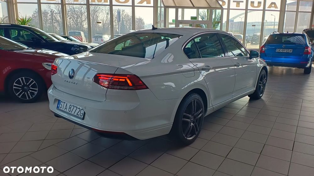 Volkswagen Passat 2.0 TSI Elegance DSG - 8