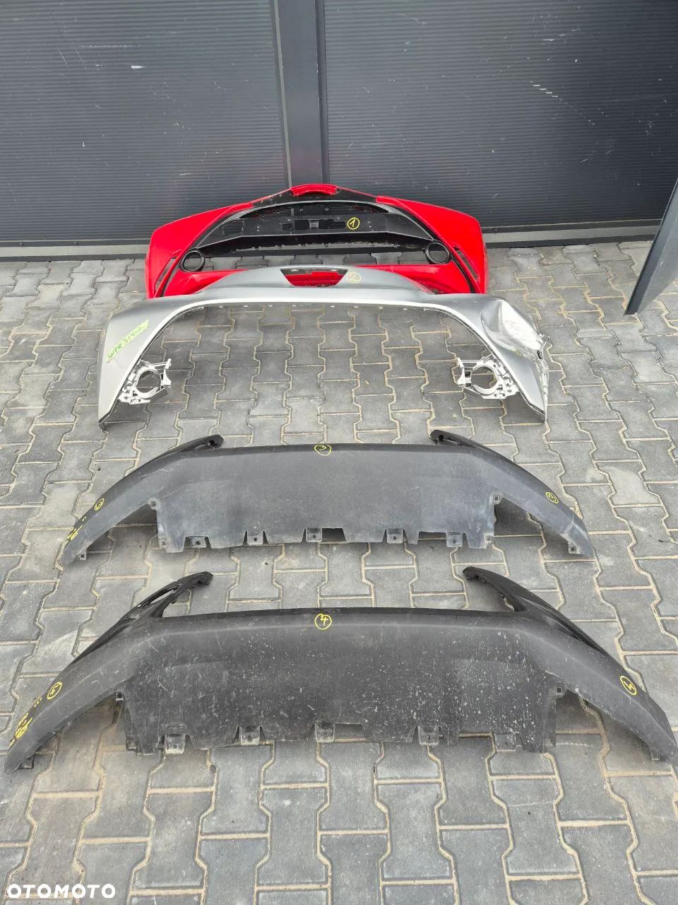 TOYOTA AYGO II / AYGO X ZDERZAK / DOKŁADKA ZDERZAKA PRZÓD  (dostępne 4 zderzaki) - 1