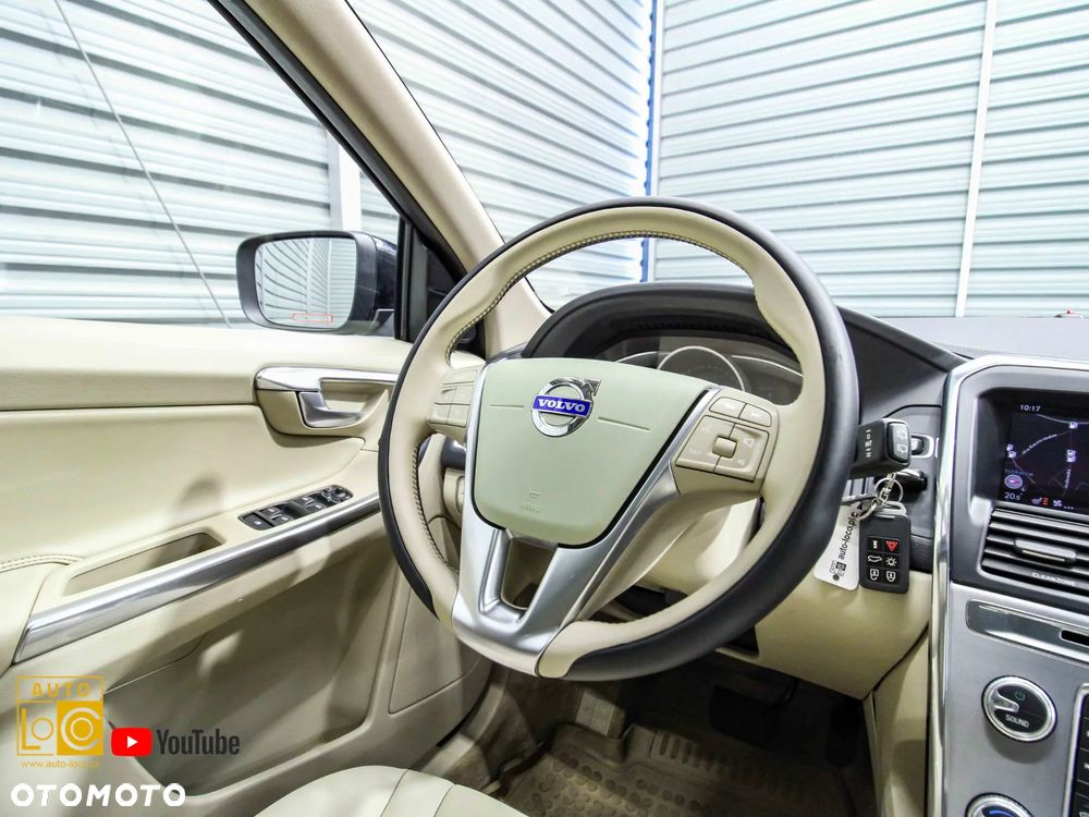 Volvo XC 60 D4 AWD Summum - 27