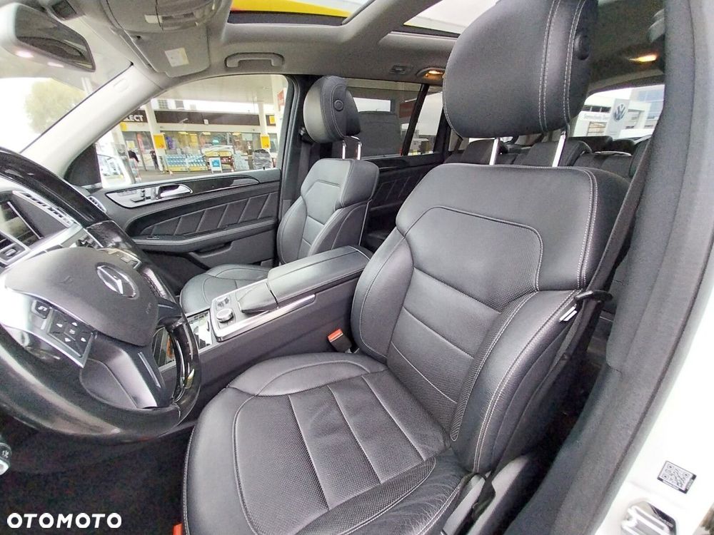 Mercedes-Benz GL - 12