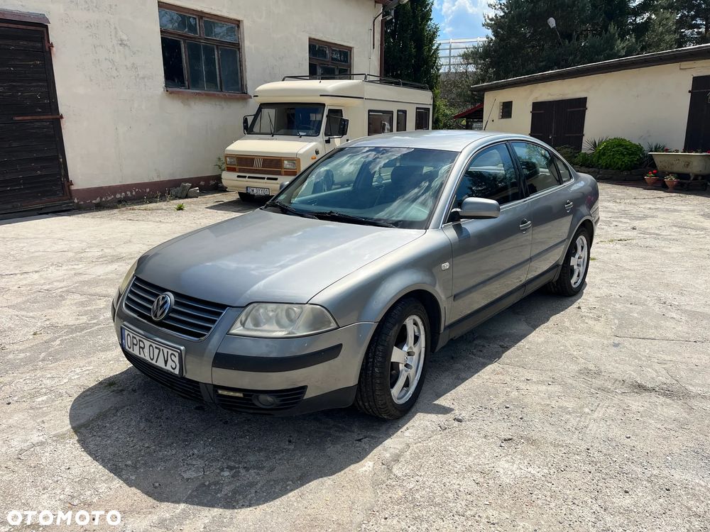 Volkswagen Passat 1.9 TDI Basis - 8