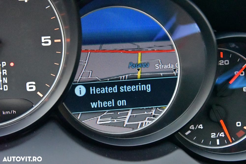 Porsche Cayenne 3.0 L - 27