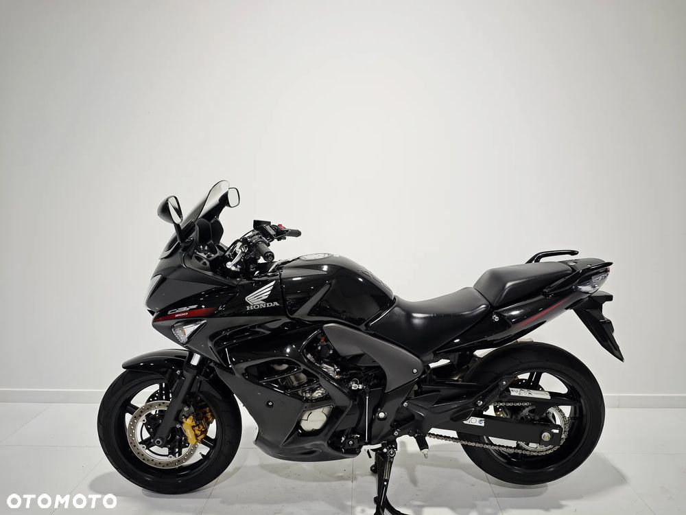 Honda CBF - 5