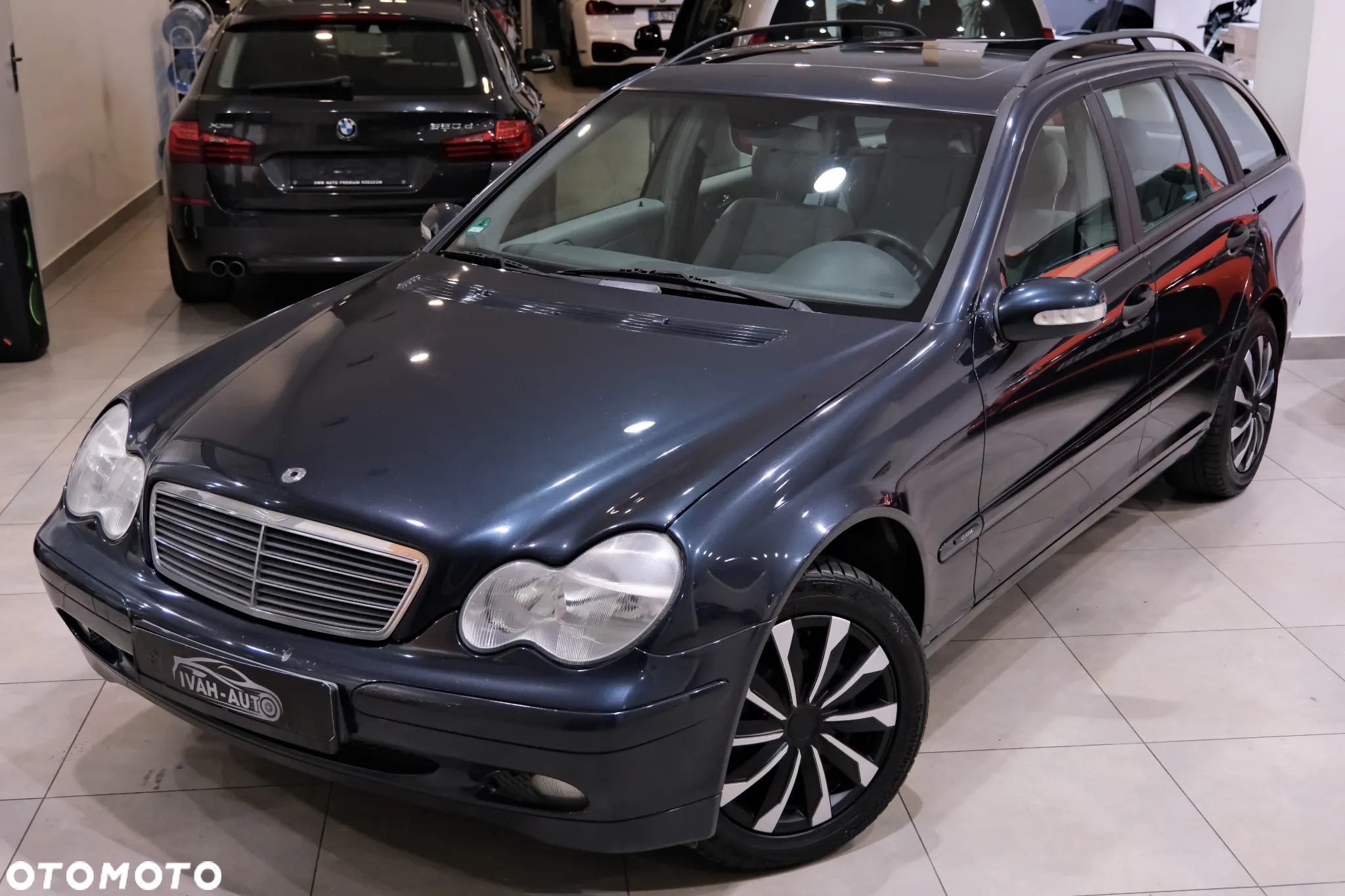 Mercedes-Benz Klasa C 180 T Kompressor Automatik Classic - 21