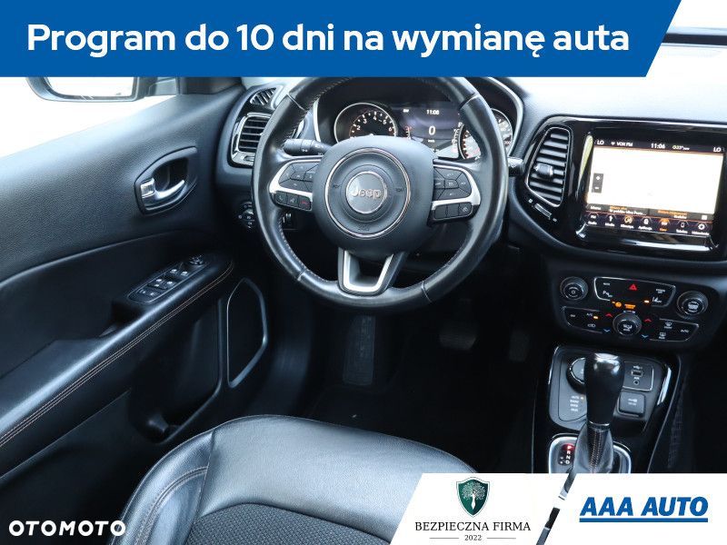 Jeep Compass - 8