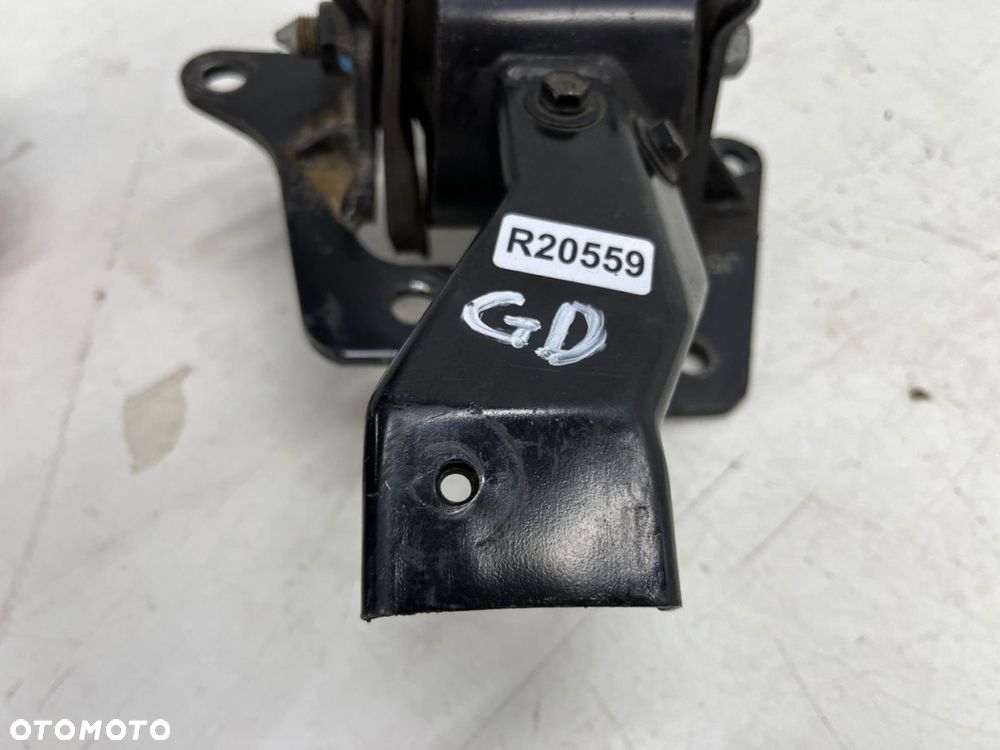 Poduszka skrzyni biegów Hyundai Grandeur IV Sonata V NF 05-11r. 2.2 CRDi diesel mocowanie łapa - 7