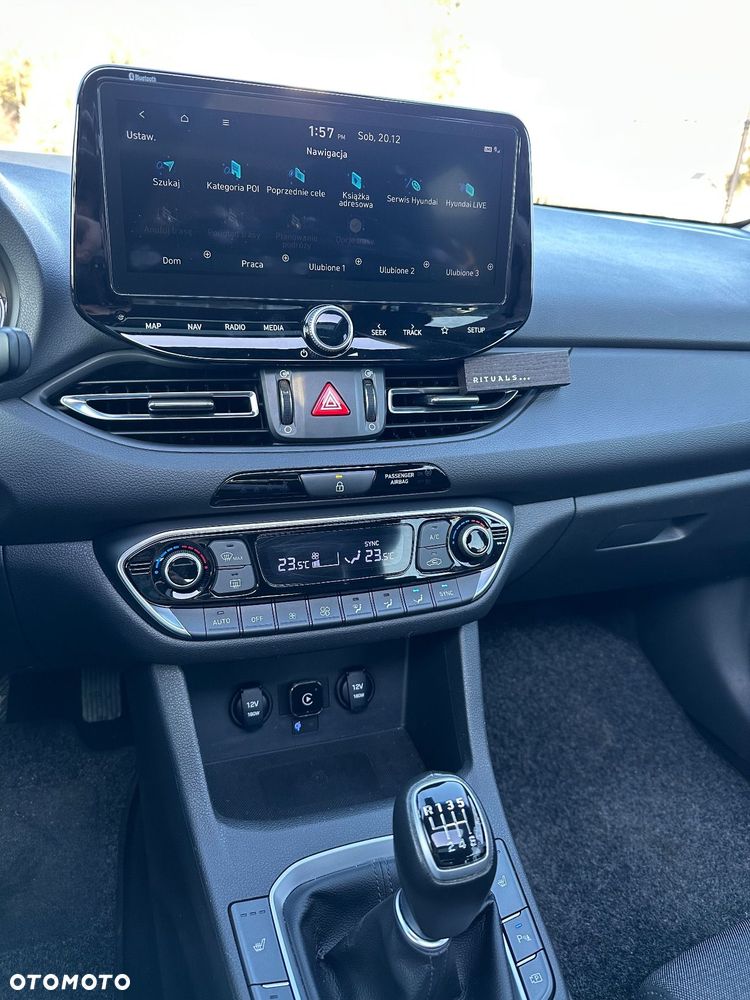 Hyundai i30 1.6 CRDI Premium - 11