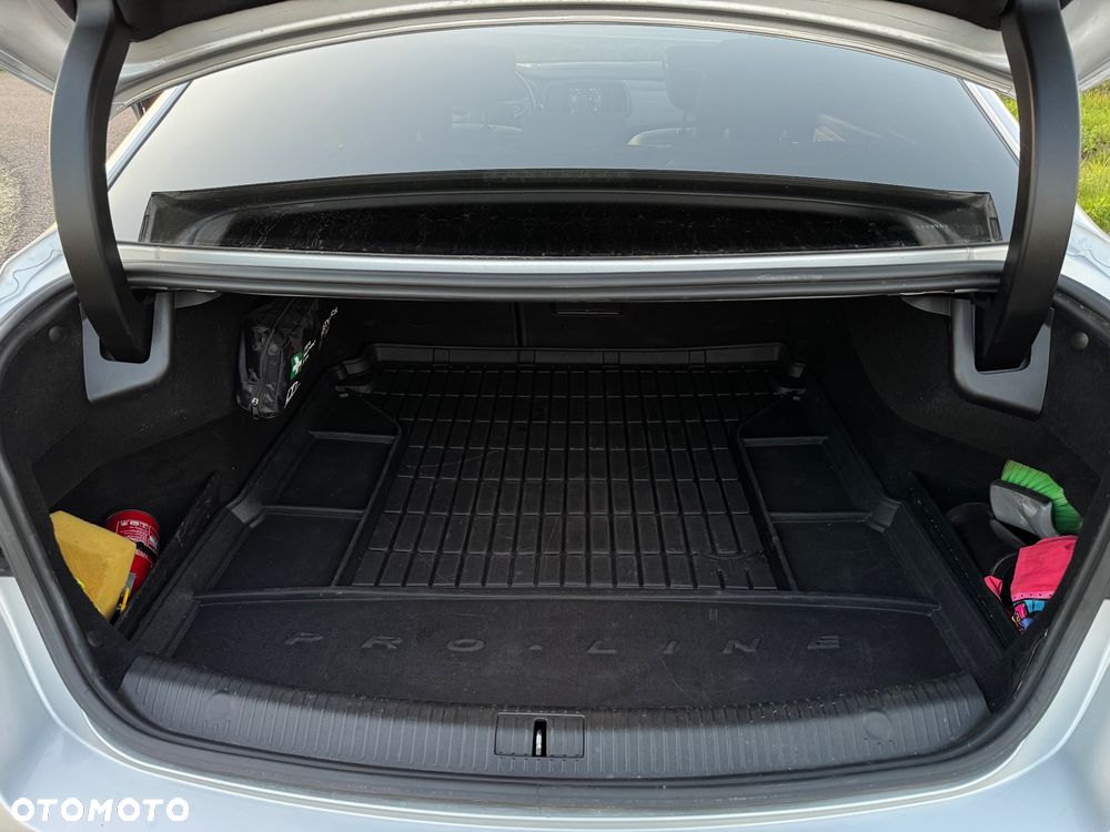 Renault Talisman 2.0 Blue dCi Initiale Paris EDC - 11