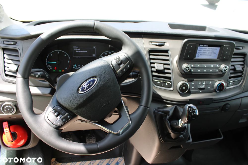 Ford Transit - 11