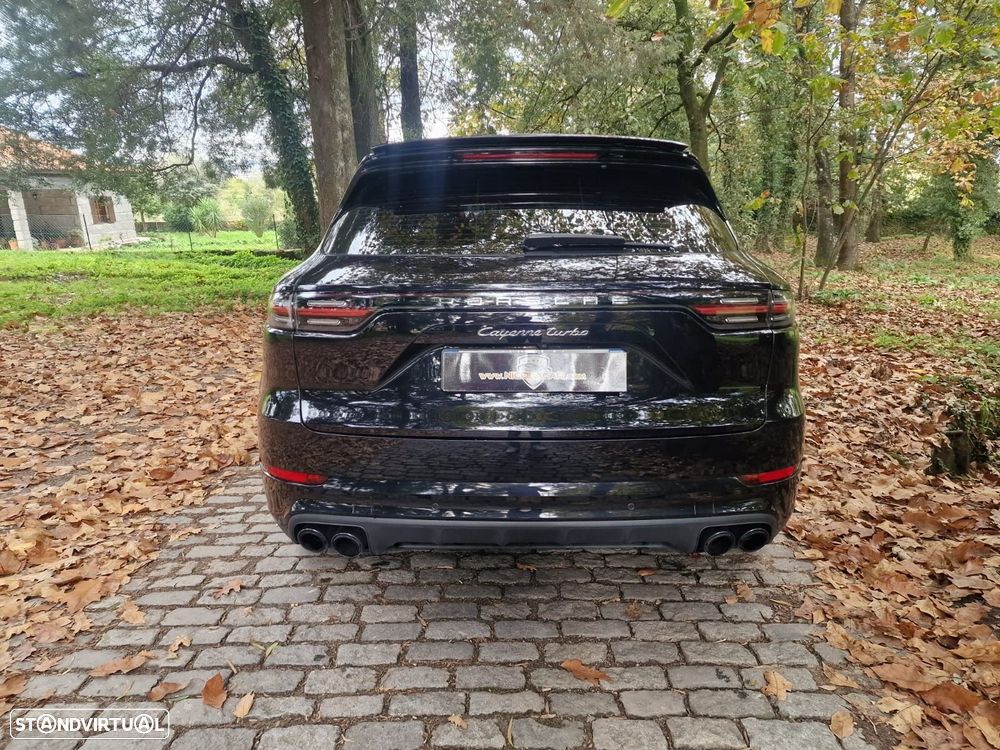 Porsche Cayenne Turbo - 54