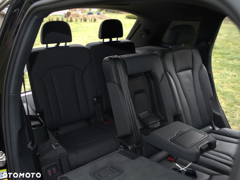Audi Q7 50 TDI mHEV Quattro Black Edition Tiptr - 9