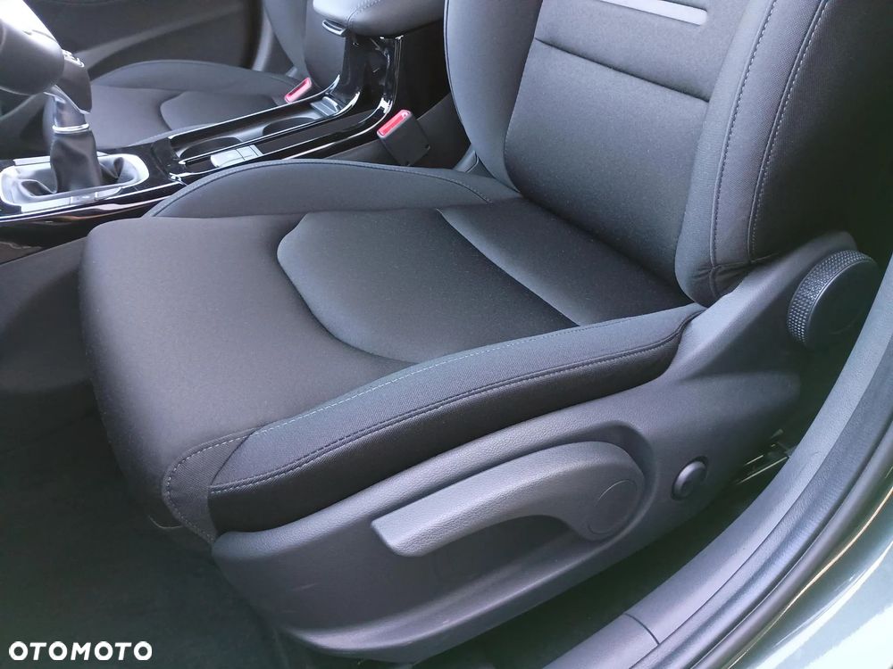 Hyundai i30 1.5 T-GDI 48V Smart - 12