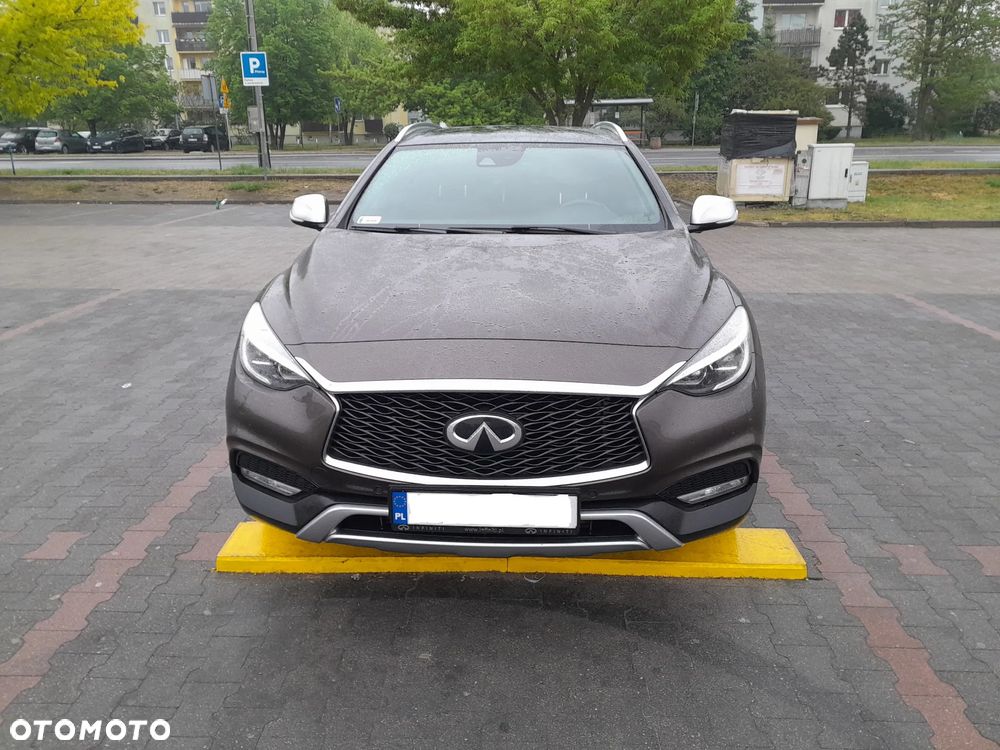 Infiniti QX30 2.2d Premium Tech AWD 7DCT - 1