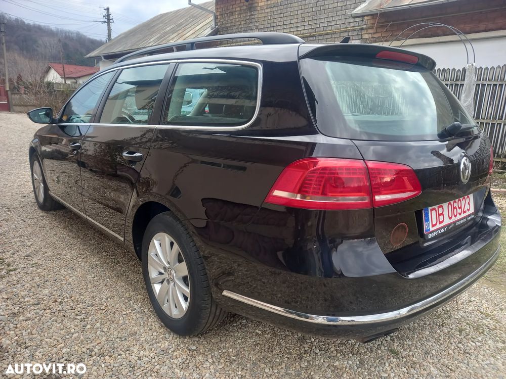 Volkswagen Passat 2.0 TDI BlueMotion Technology Comfortline - 3