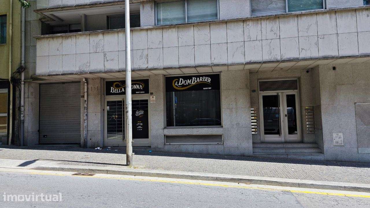Loja / 92m2 / Rua Faria Guimarães / Porto - Grande imagem: 4/10
