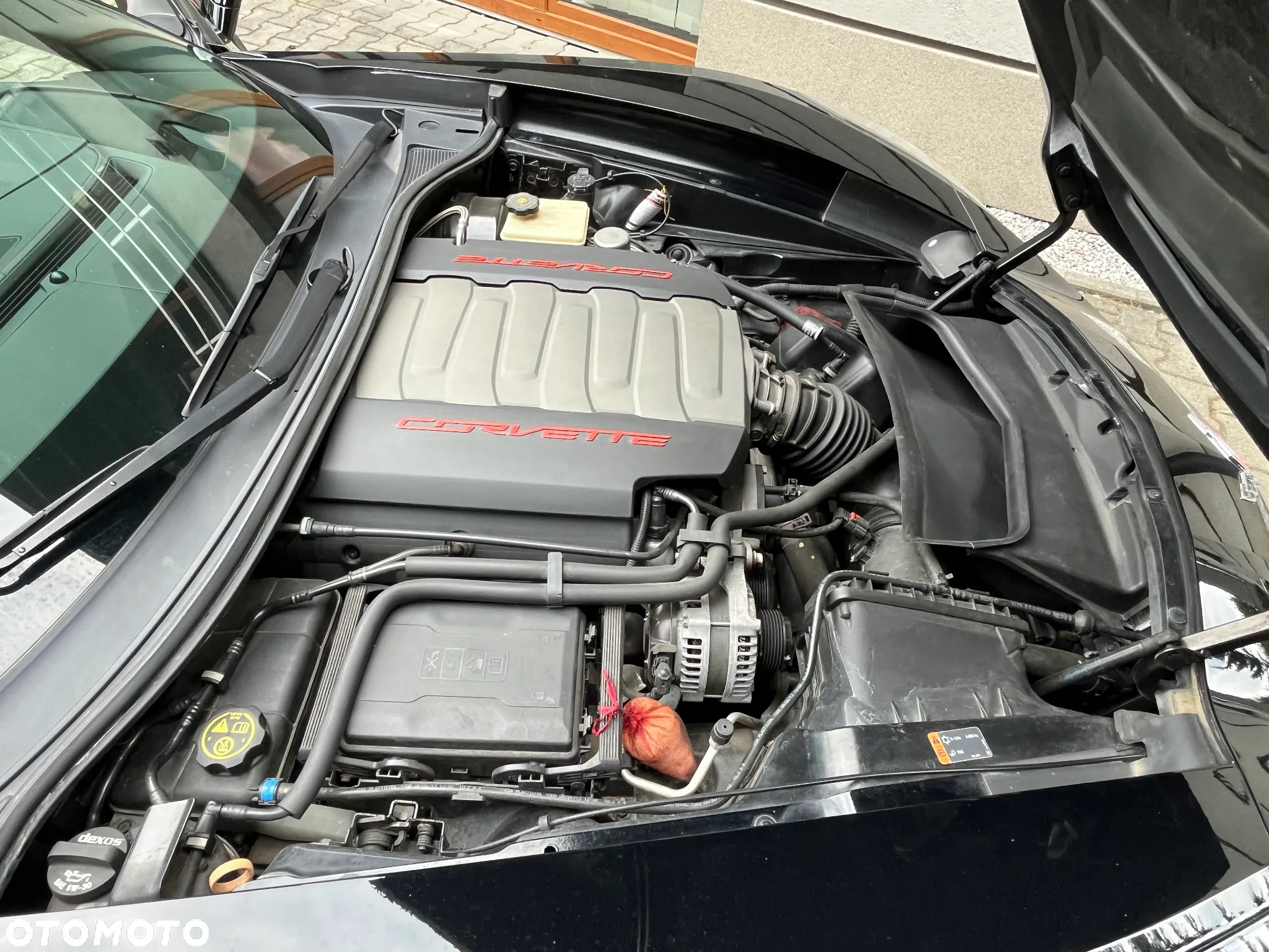 Chevrolet Corvette - 9