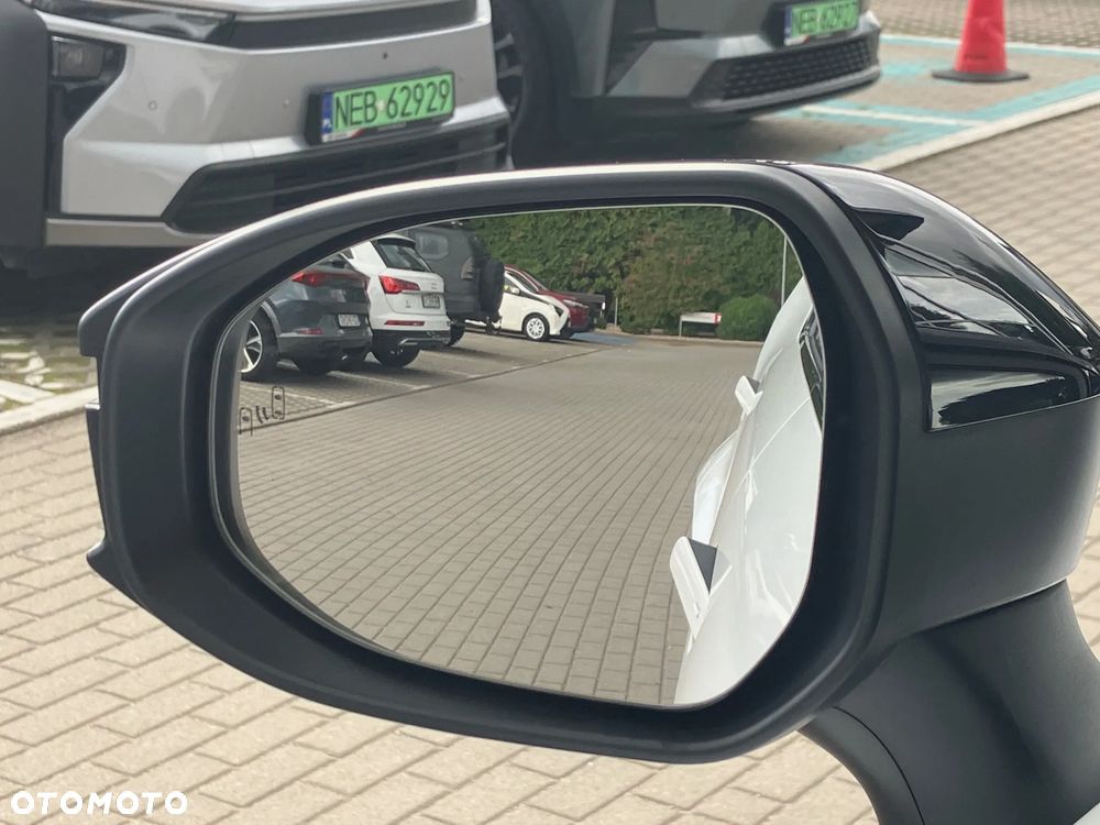 Toyota C-HR 2.0 PHEV Dynamic Force Executive - 16