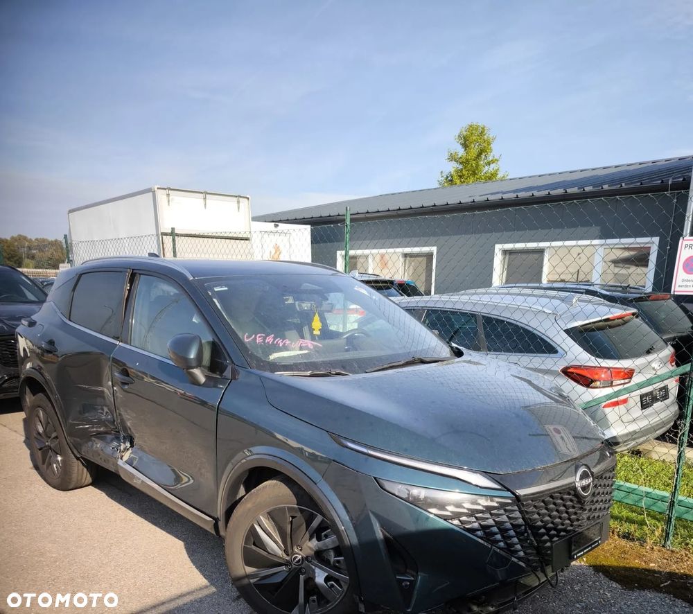 Nissan Qashqai - 2