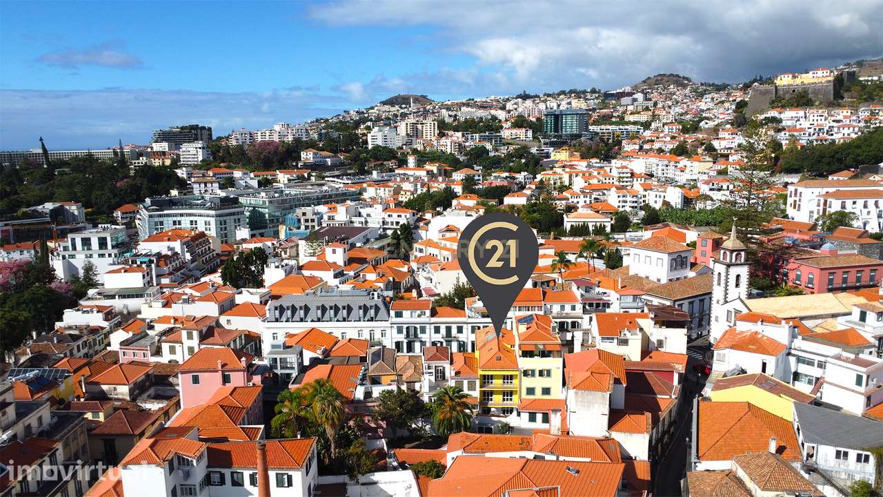 Prédio Urbano no Centro do Funchal  - Loja + 4 apartamentos + 2 T0 - Grande imagem: 2/42