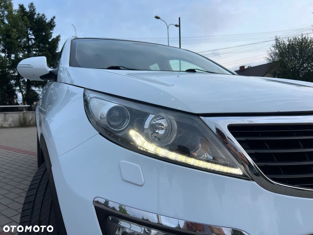 Kia Sportage 1.7 CRDI 2WD Dream-Team Edition - 10