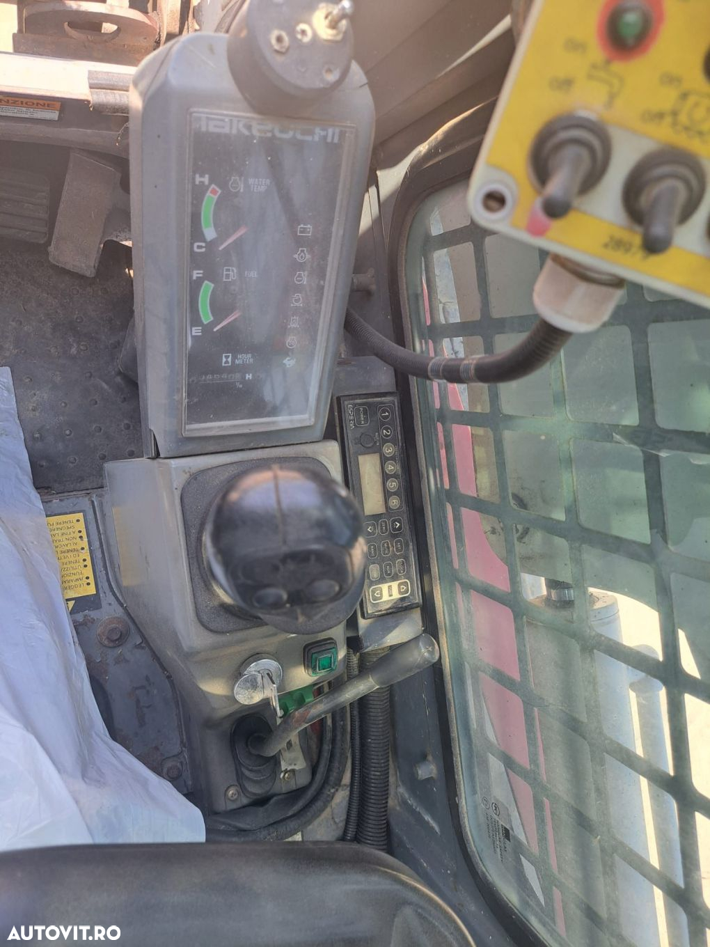 Takeuchi TL240 Incarcator Frontal - 2