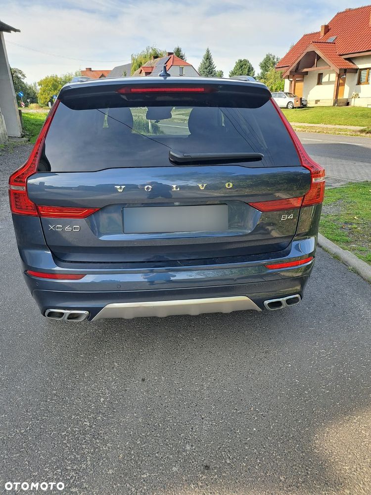 Volvo XC 60 - 4