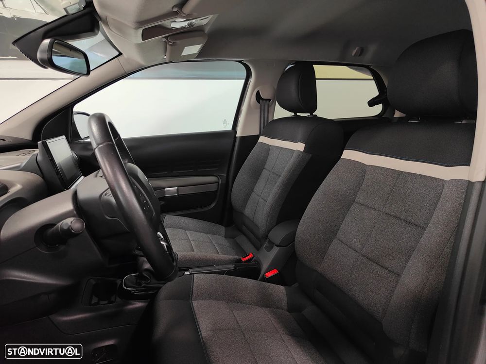 Citroën C4 Cactus 1.2 PureTech Shine - 32