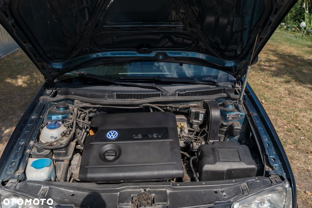 Volkswagen Bora 1.6 Basis - 20