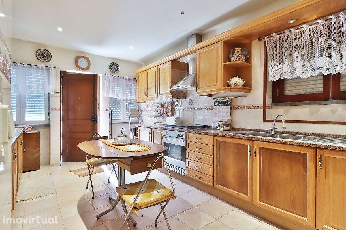 Moradia T6 para venda - Grande imagem: 3/50