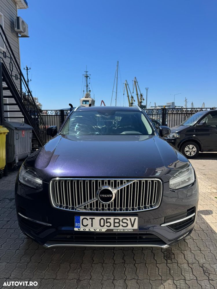 Volvo XC 90 - 2