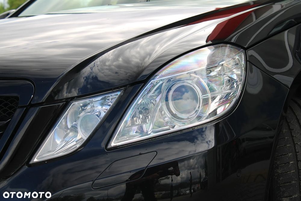 Mercedes-Benz Klasa E 350 4Matic Avantgarde Sport Edition - 13