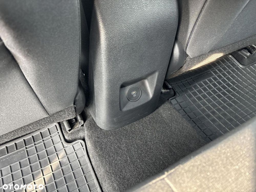 Kia Ceed 1.5 T-GDI M - 20