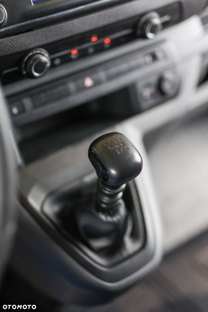 Toyota Proace Verso - 30