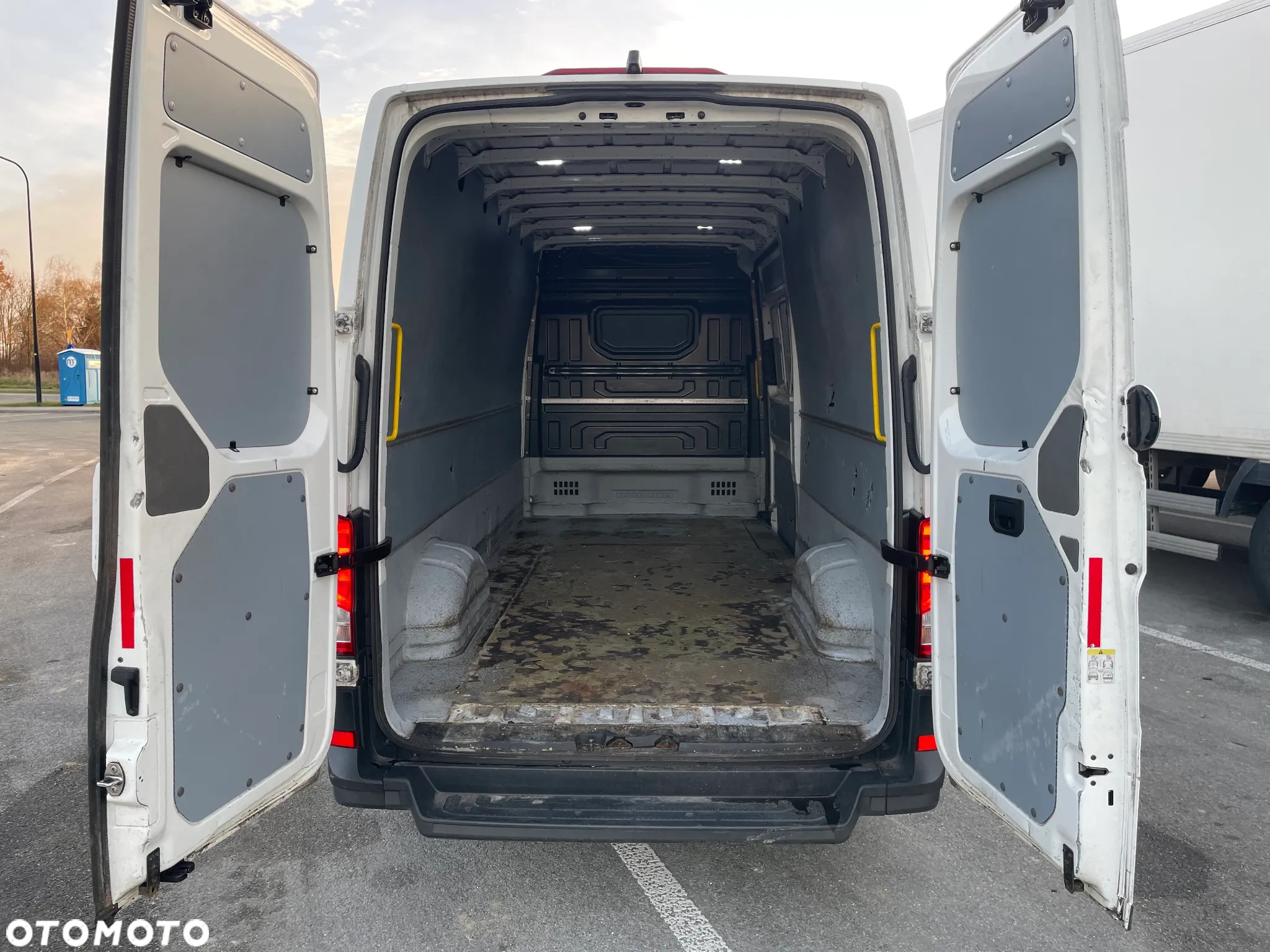 Volkswagen Crafter II - 11