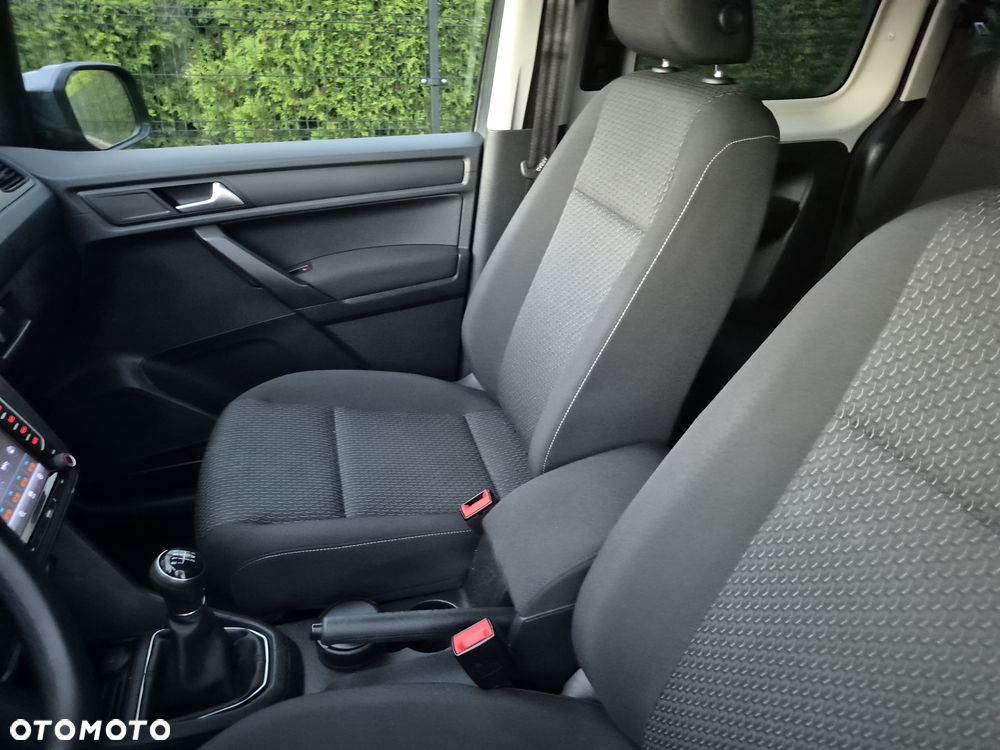 Volkswagen Caddy - 15