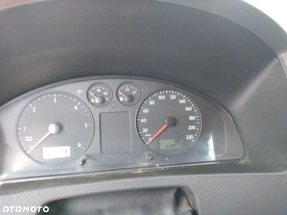 Volkswagen Transporter - 11