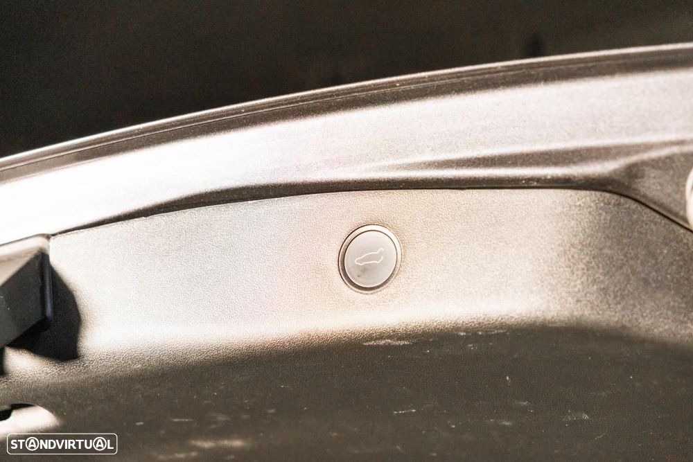 Tesla Model 3 Long Range AWD Dual Motor - 38