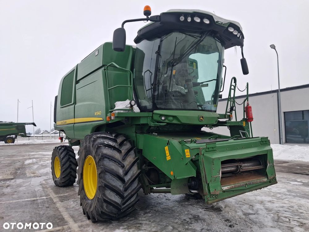 John Deere W540 - 8