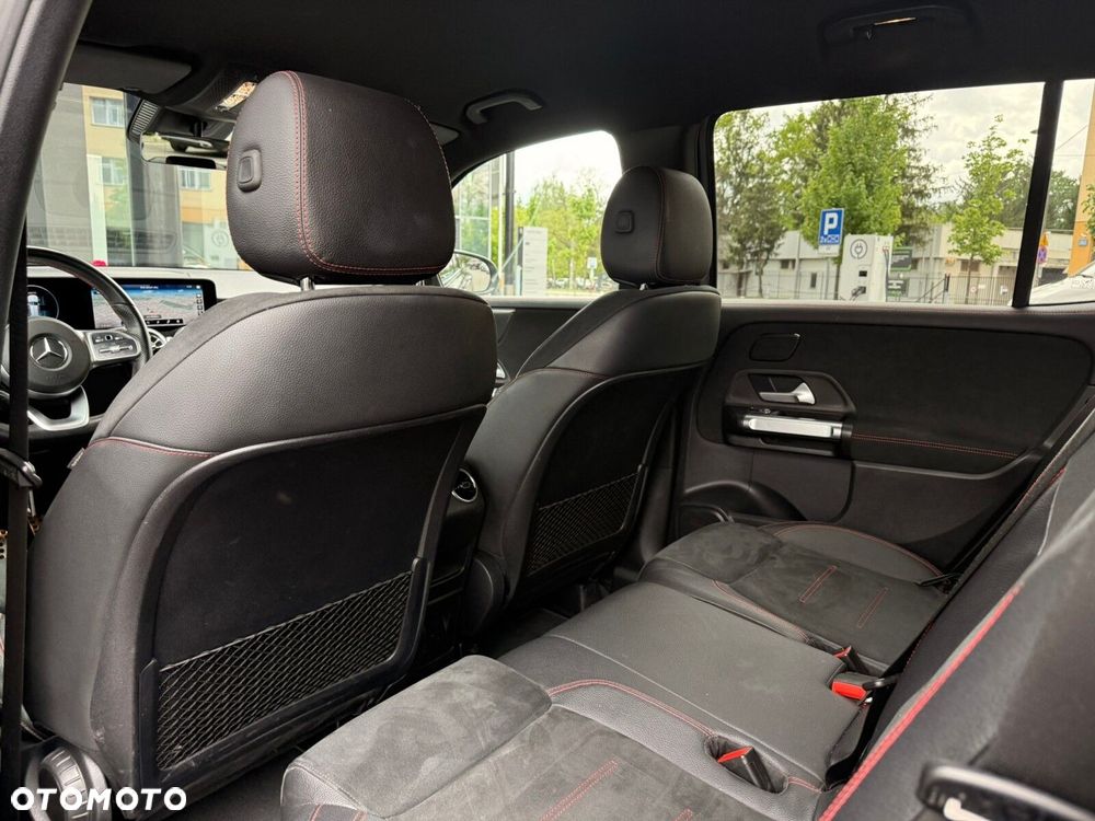 Mercedes-Benz GLB 220 d 4-Matic AMG Line 8G-DCT - 14