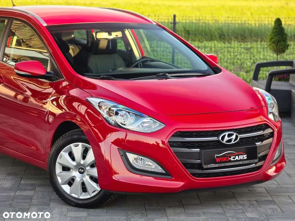 Hyundai i30 blue 1.6 GDI Passion - 12