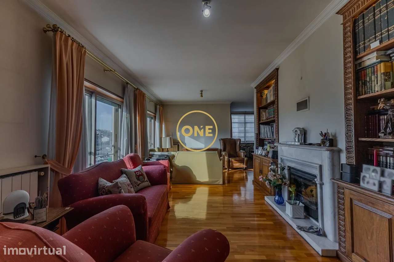 Exclusivo Apartamento T5 no Centro de Santo Tirso - Grande imagem: 5/27
