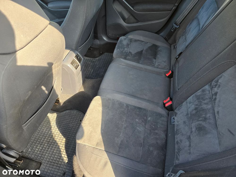 Volkswagen Golf - 19