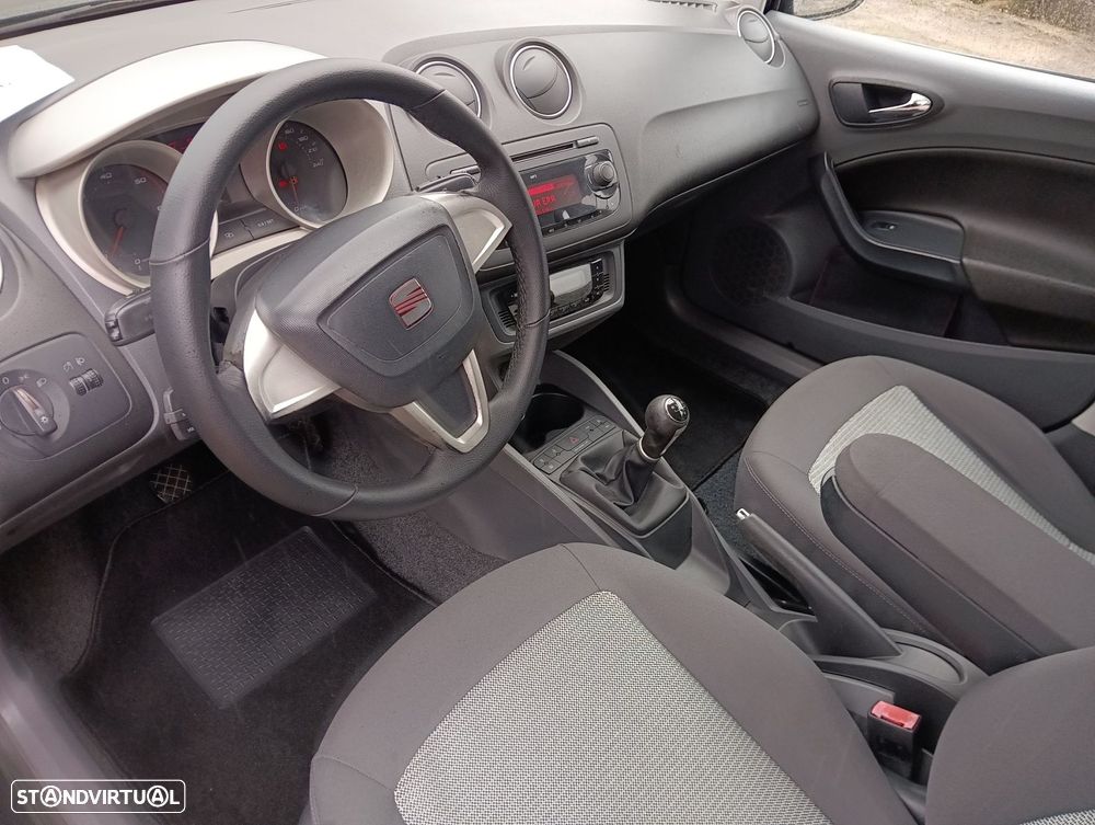 SEAT Ibiza 1.9 TDI Style DPF - 10