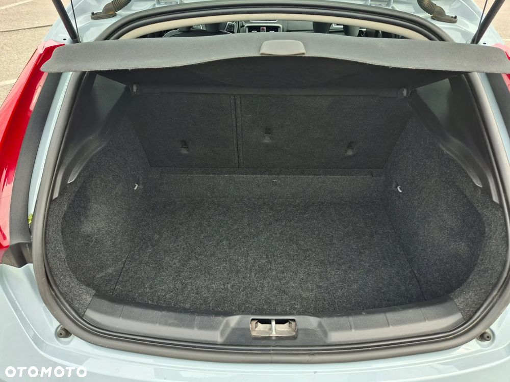 Volvo V40 T2 Drive-E Momentum - 10