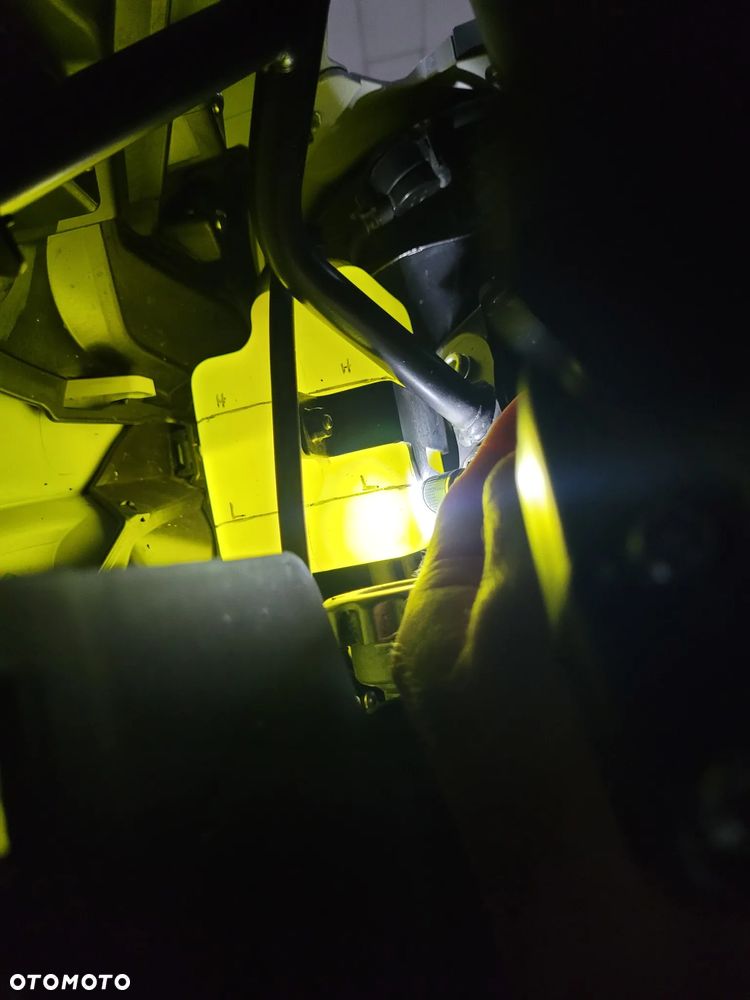 Benelli TRK 502X - 25