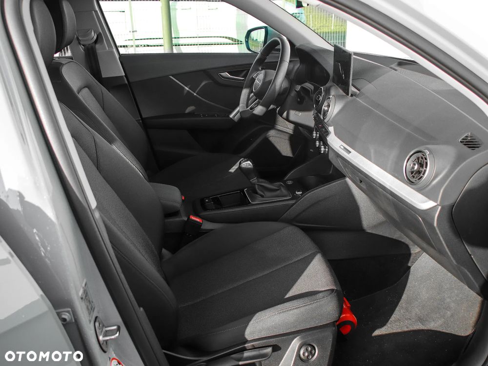 Audi Q2 30 TFSI - 12