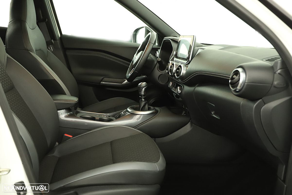 Nissan Juke 1.0 DIG-T N-Design Black - 20