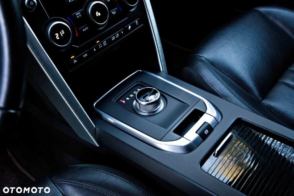 Land Rover Discovery Sport 2.0 TD4 HSE - 34