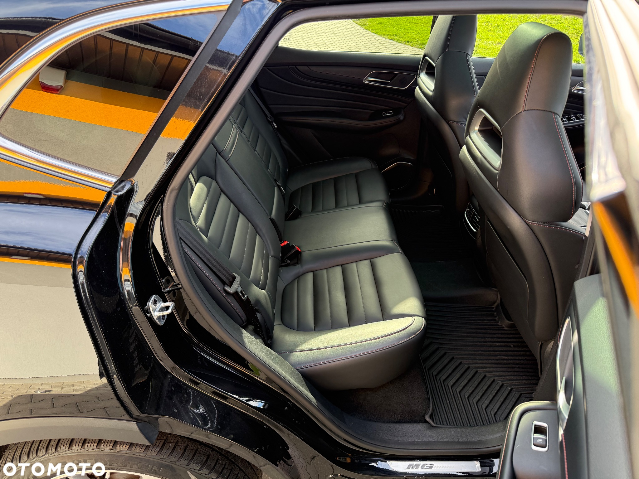 MG EHS 1.5T-GDI PHEV Luxury - 29