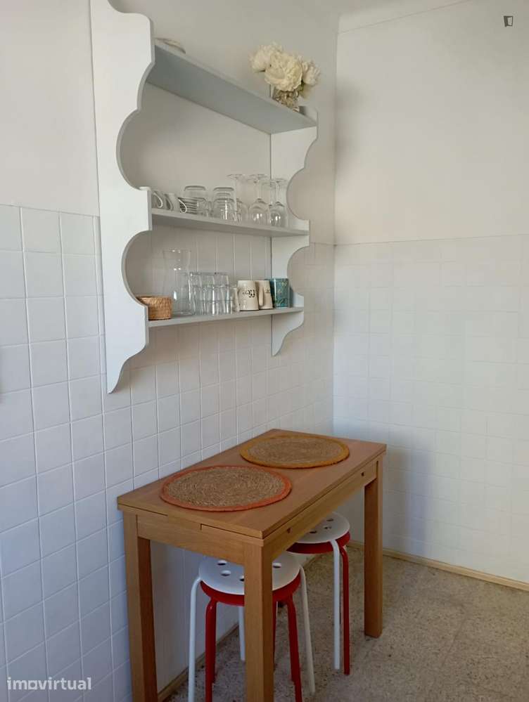Quarto - localizado em Carcavelos Lisbon - Grande imagem: 5/15